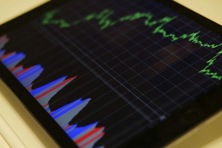 investing in tech stocks