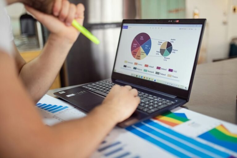 top tech stocks 2025